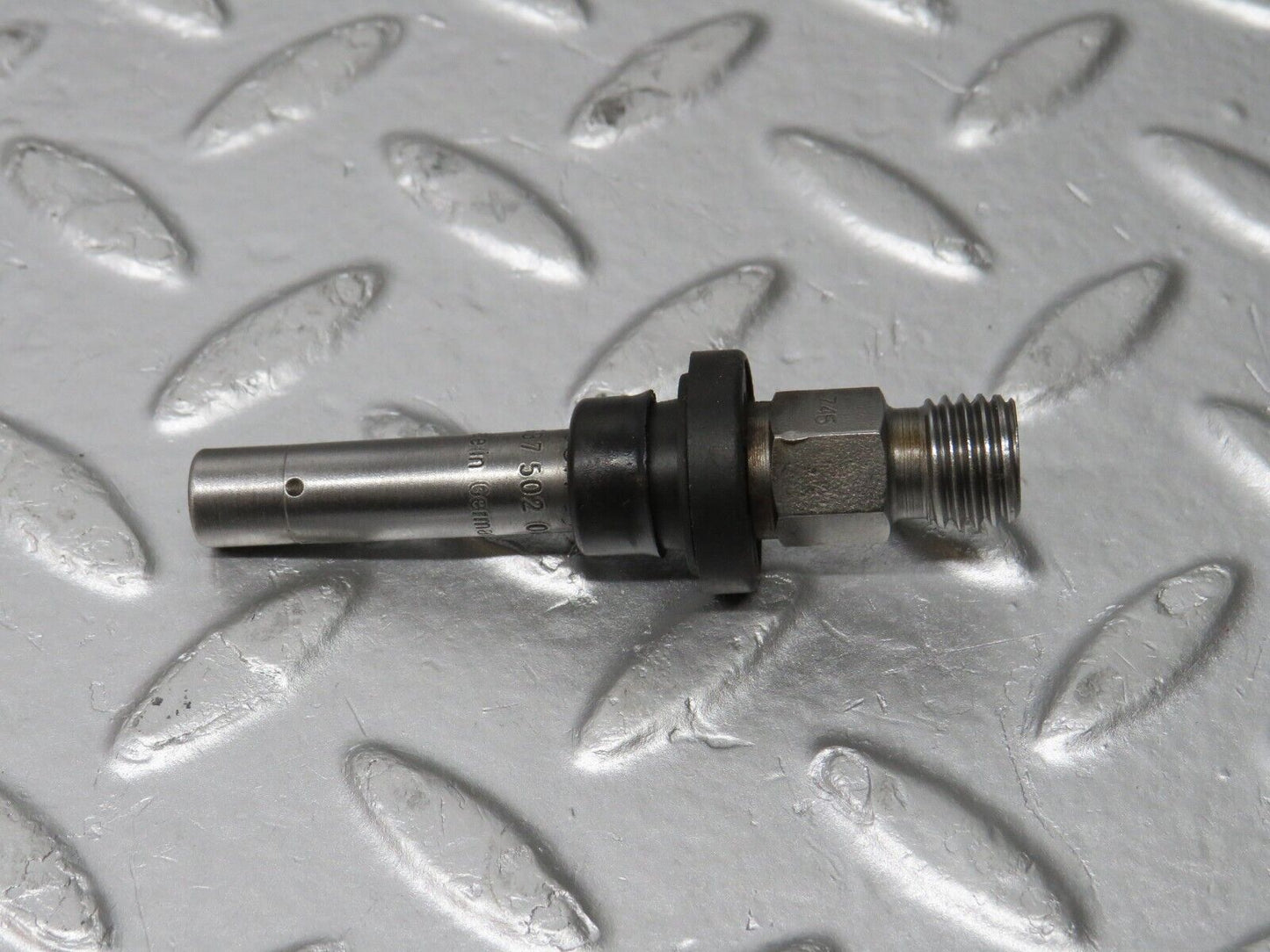 32704 Mercedes-Benz S124 300TE Wagon Fuel Injector Bosch 0437502010
