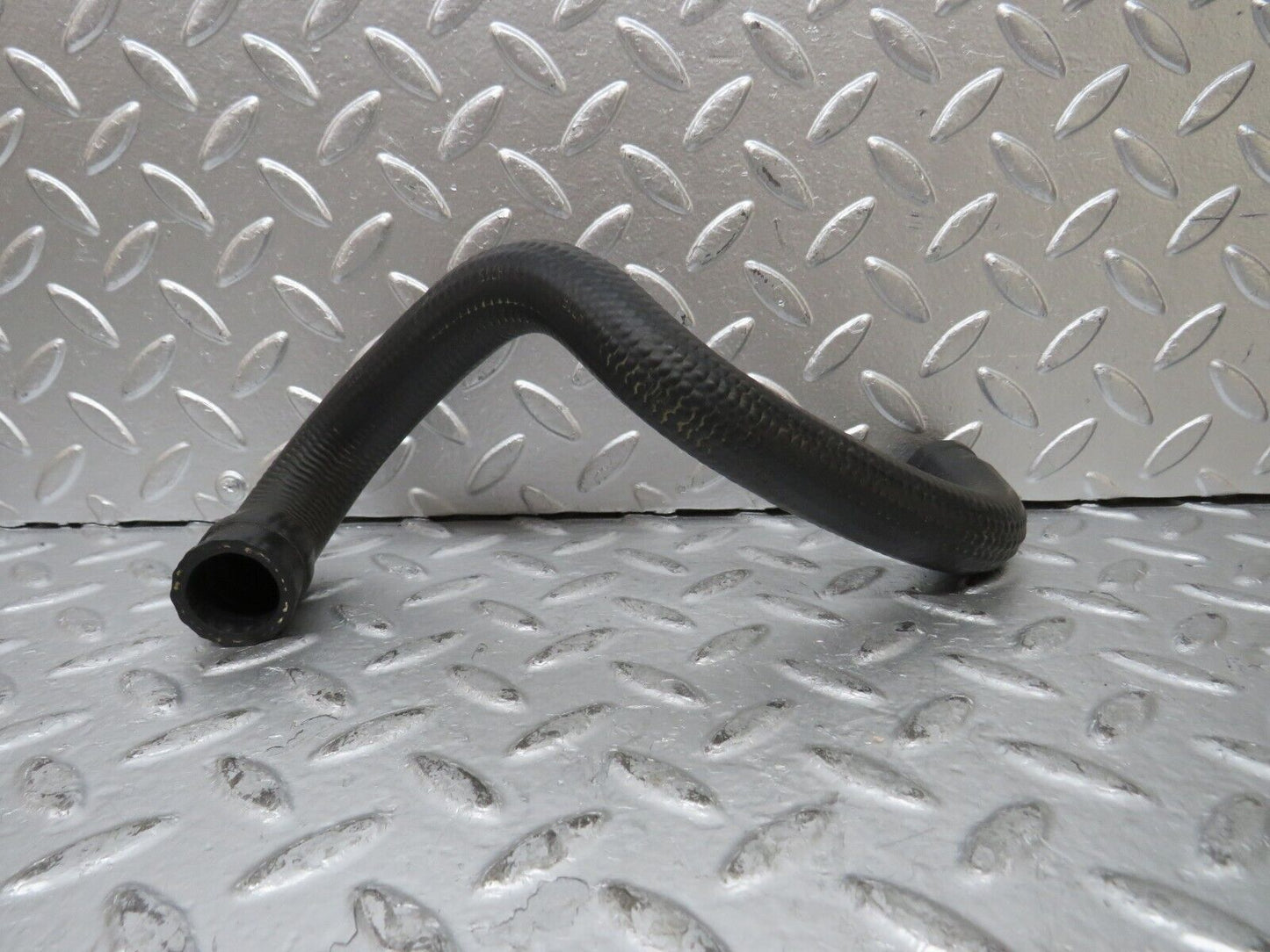 26318 Mercedes-Benz W116 450SE Air Intake Breather Hose 1160940482