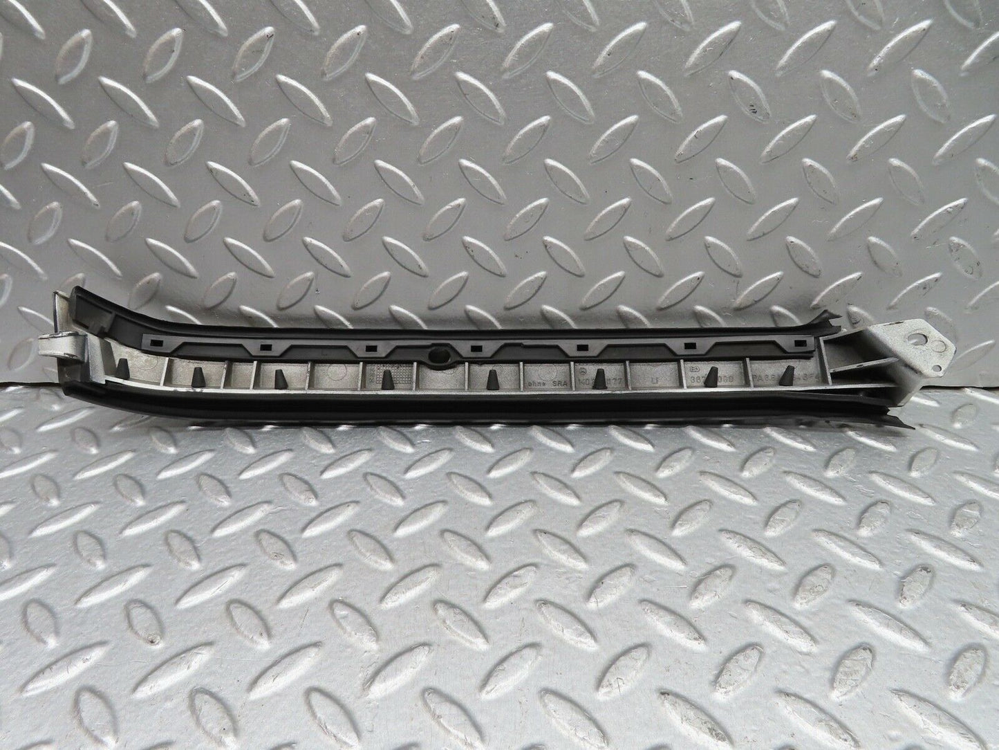 19352 Mercedes-Benz C140 CL420 Coupe Left Headlight Bezel 1408261177