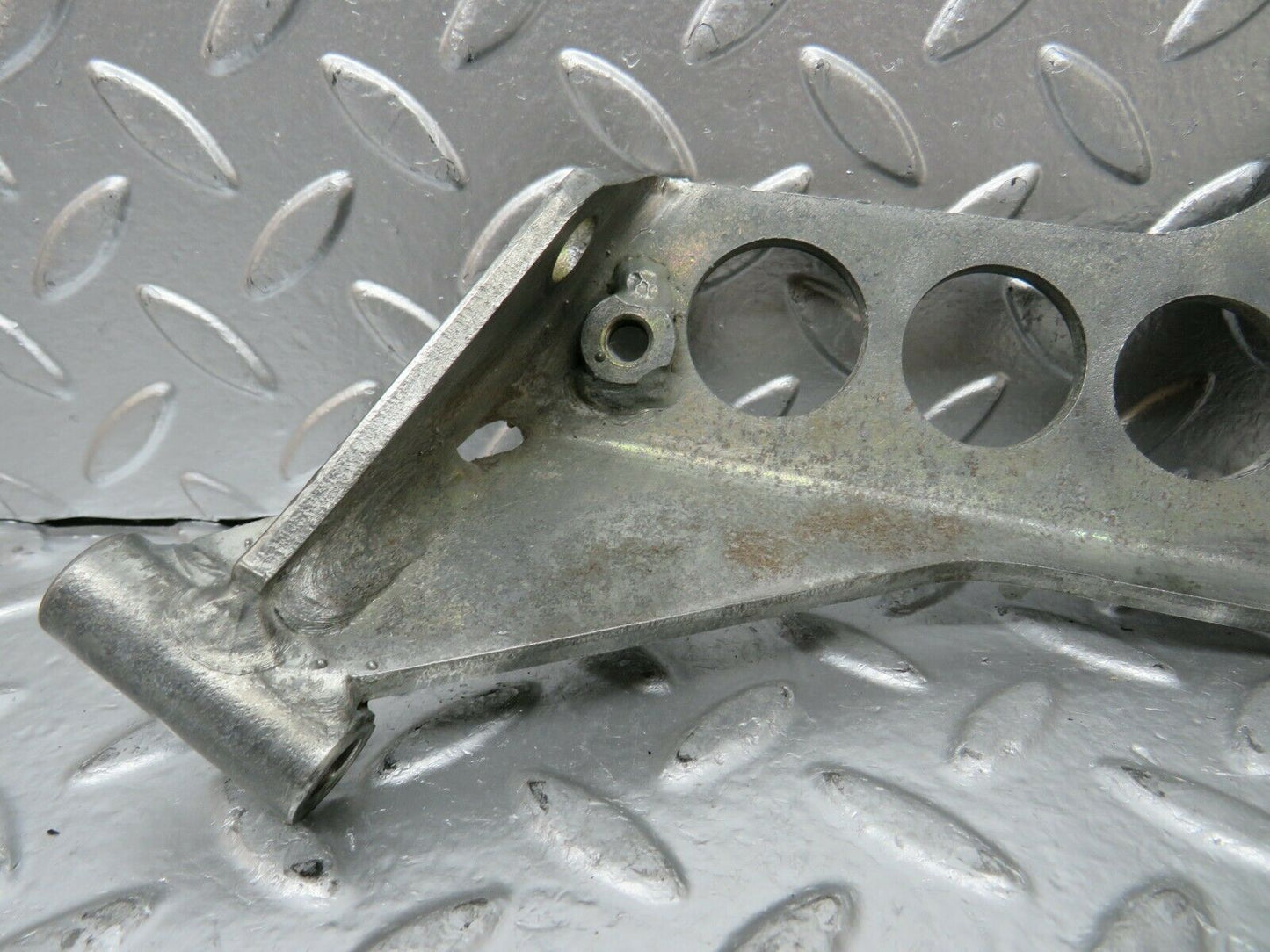 24175 Mercedes-Benz W123 280E Power Steering Pump Bracket