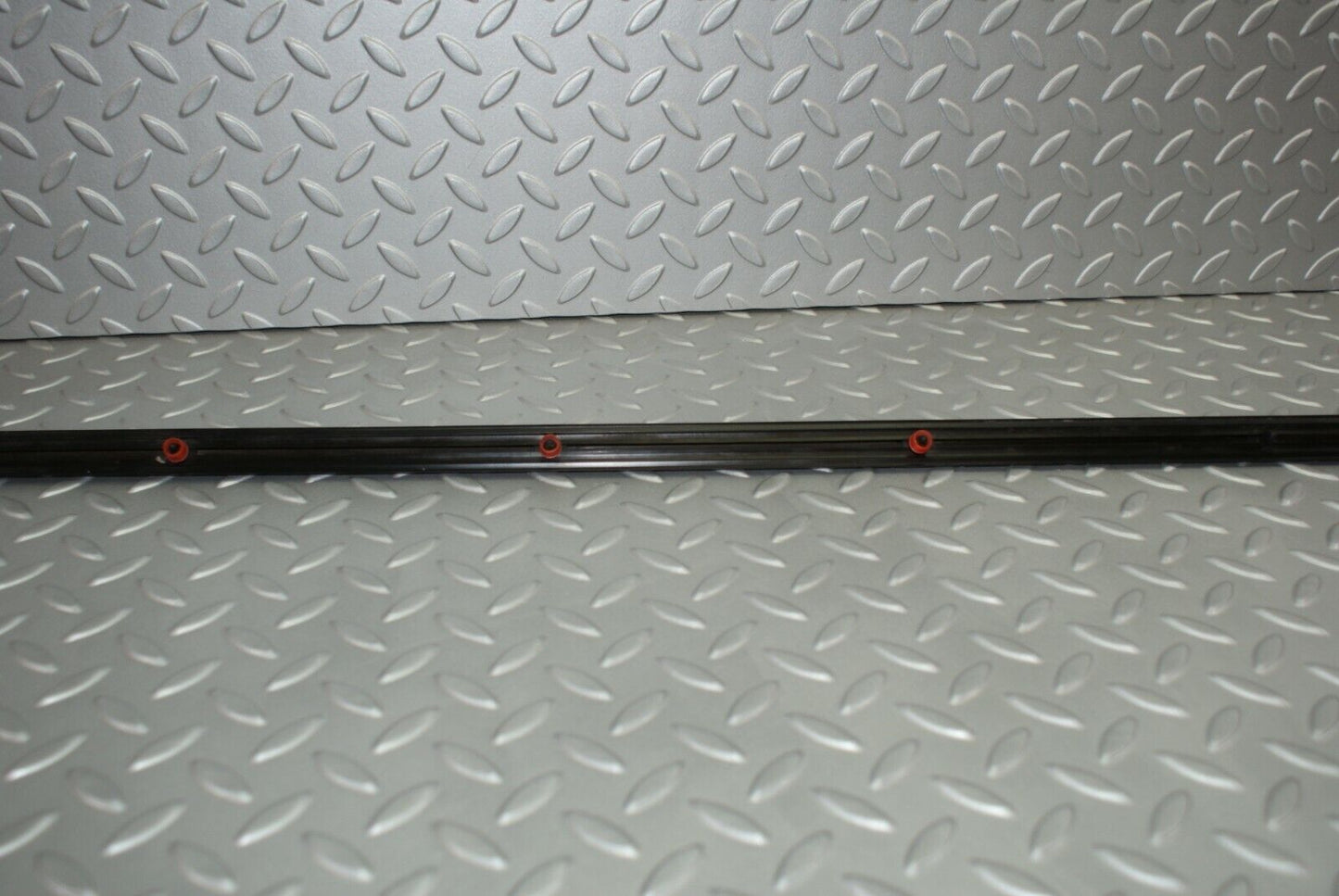 2946 Mercedes-Benz C123 280CE Coupe Left Door Centre Moulding Trim