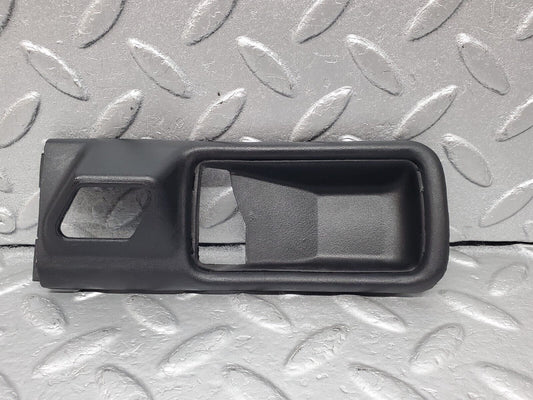 45894 Mercedes-Benz W126 420SE Front Interior Door Handle Frame Left 1267660111