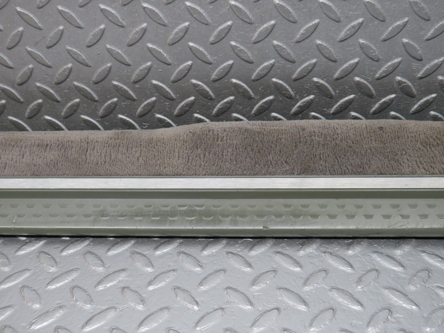 39365 Mercedes-Benz R129 320SL Coupe Right Door Sill Cover Grey 1296800235