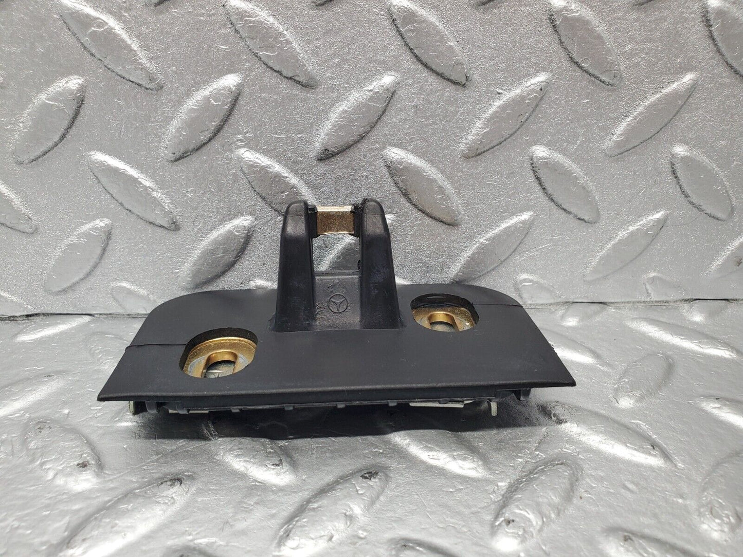 47005 Mercedes-Benz R129 320SL Coupe Trunk Lock Latch