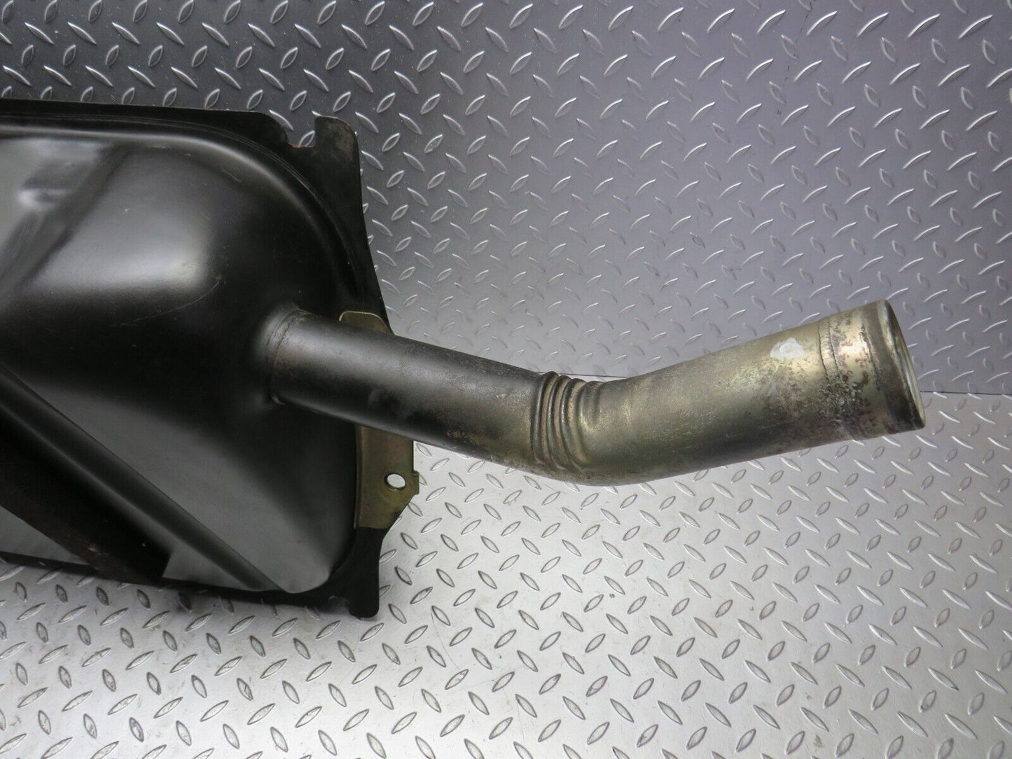 29915 Mercedes-Benz W123 230E Fuel Tank