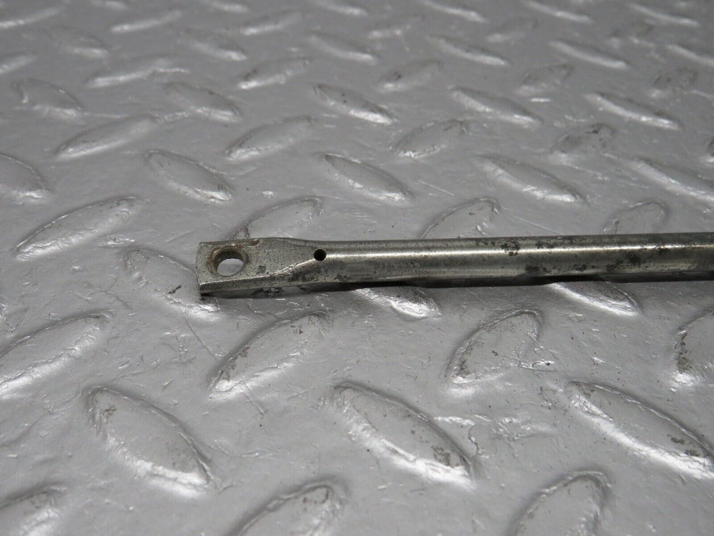 39186 Mercedes-Benz R107 500SL Accelerator Linkage