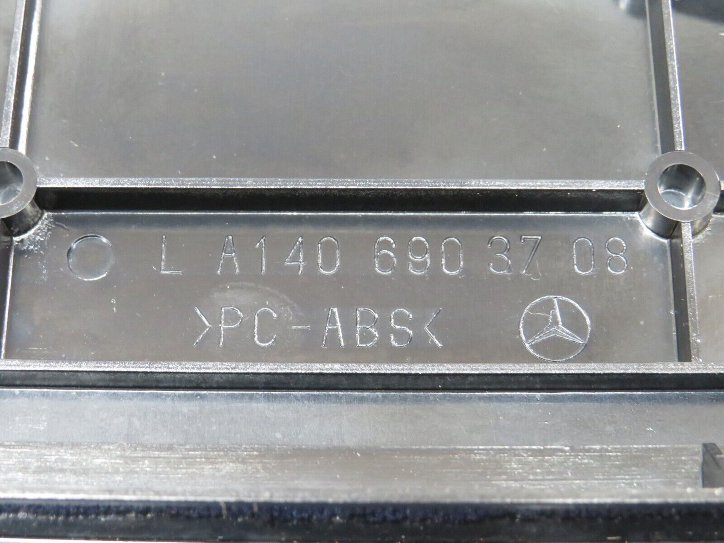 24873 Mercedes-Benz W140 S320 Parcel Shelf Speaker Cover 1406903708 140690380