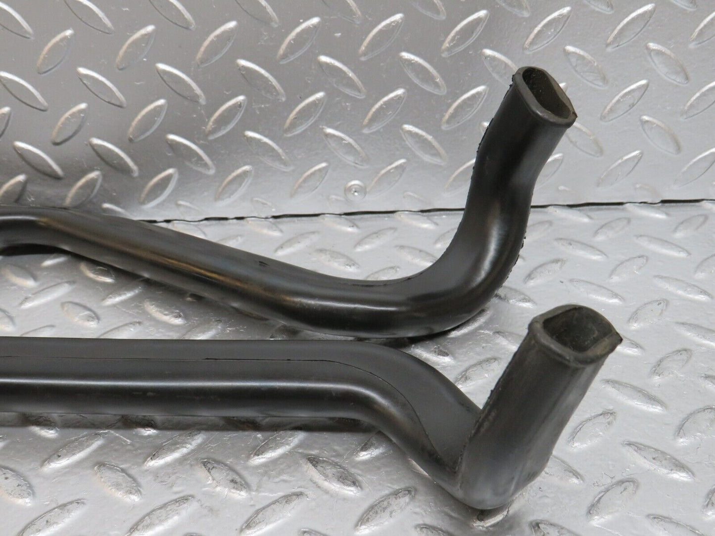 29387 Mercedes-Benz W124 260E Water Drain Hose Pair 1246280194 1246280394