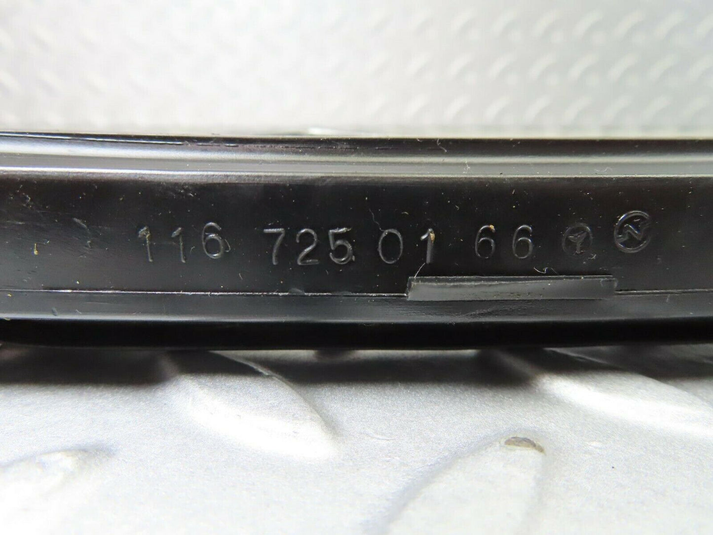 7312 Mercedes-Benz W116 450SE Wing Mirror Weatherstrip Seal Left 1167250166