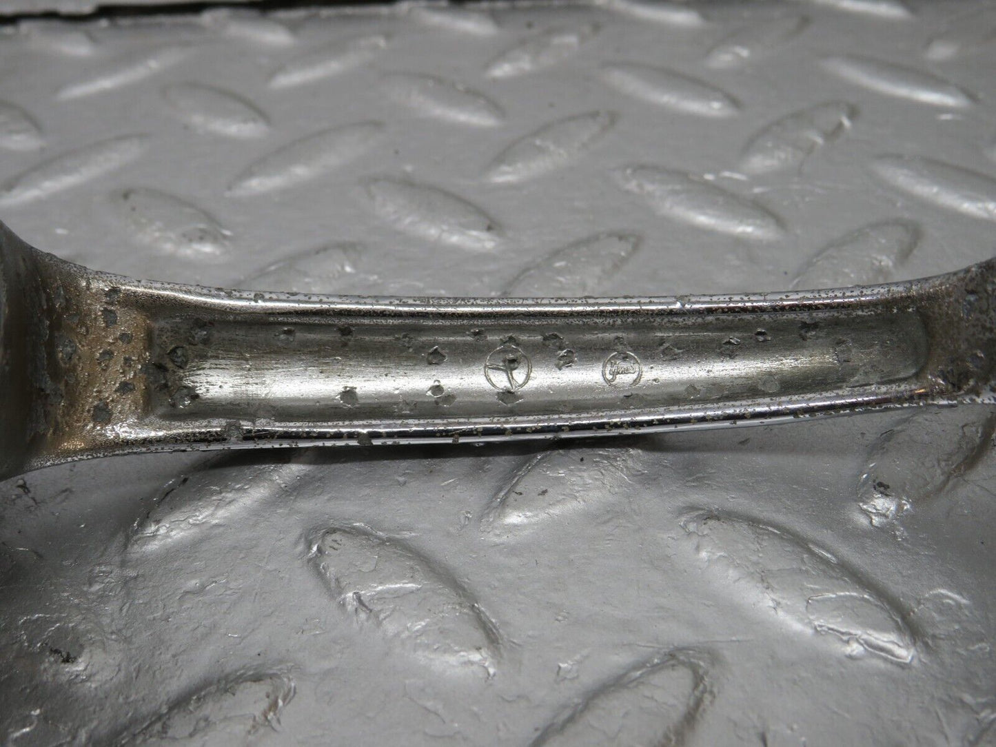 40279 Mercedes-Benz W110 230 Front Left Door Exterior Handle No Key