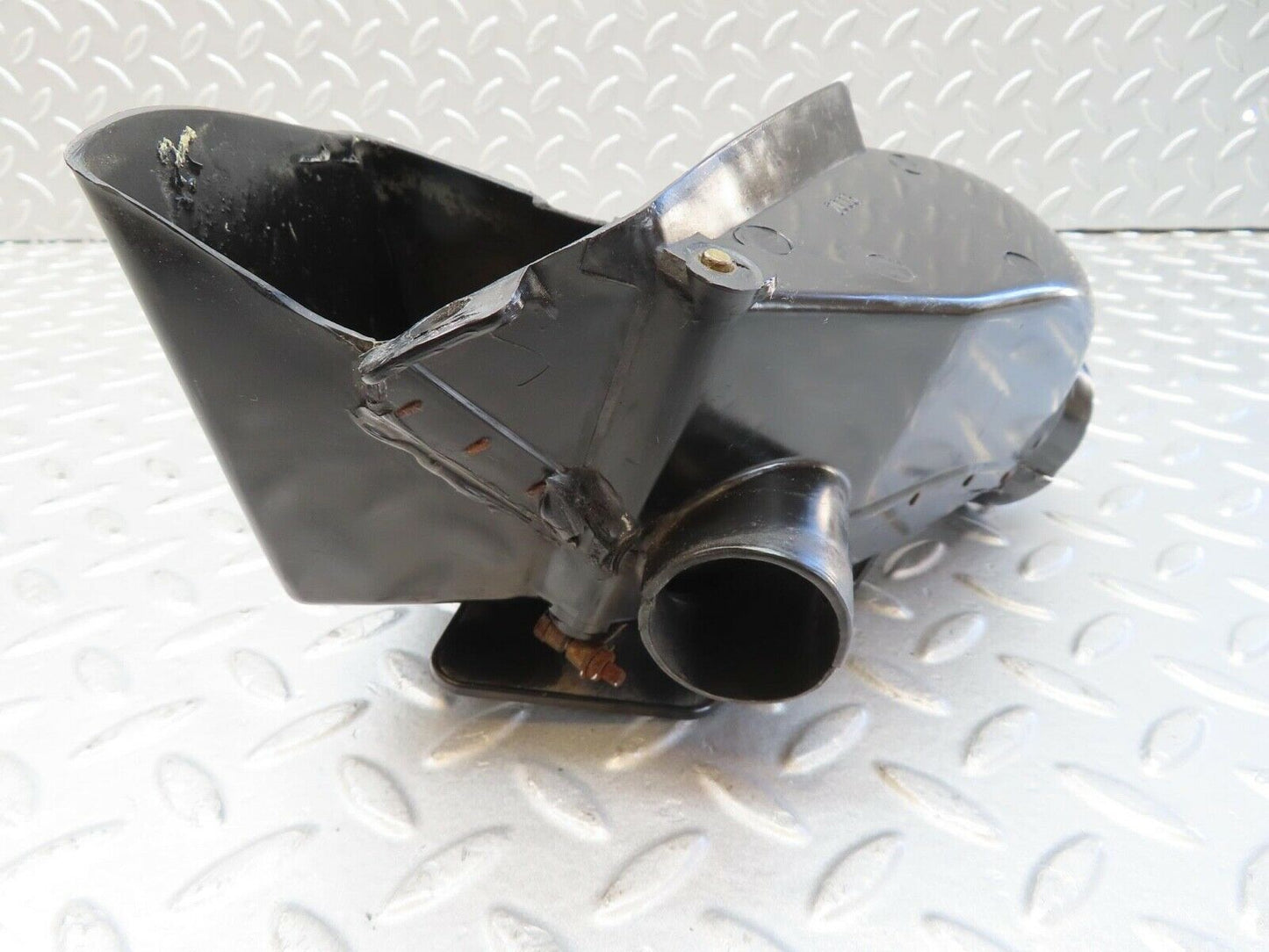 12393 Mercedes-Benz W108 280SE 3.5 Air Vent Control Right Side 1088301245