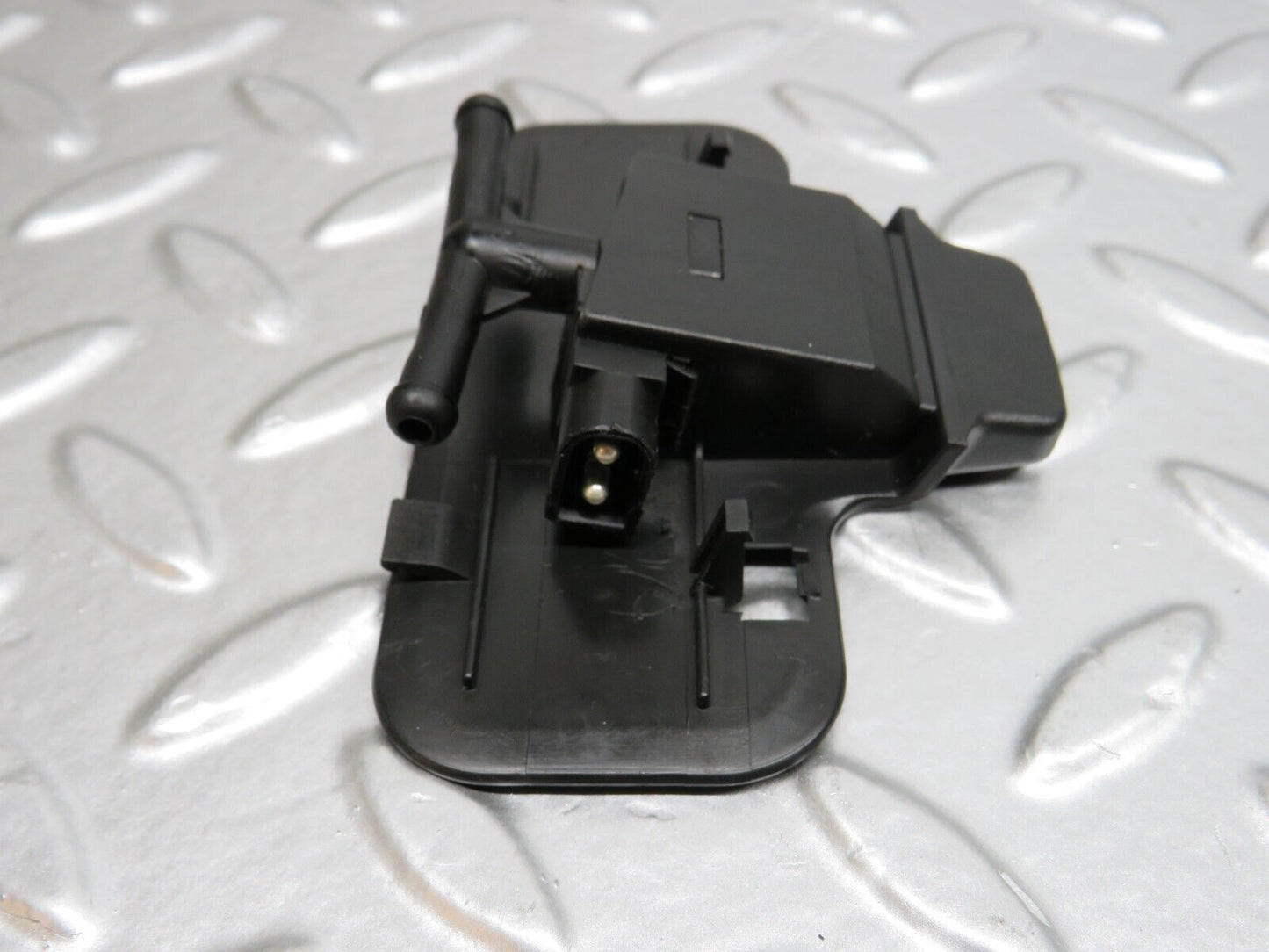 24635 Mercedes-Benz W140 S320 Front Heated Windscreen Washer Nozzle 1408601247