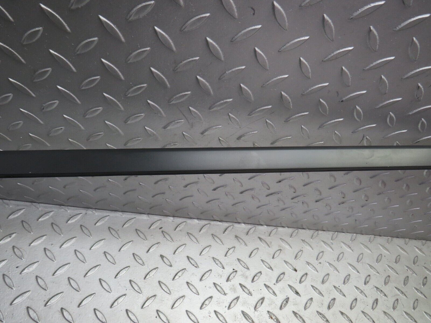 34236 Mercedes-Benz W124 260E Roof Chrome Trim Right Side 1246900497