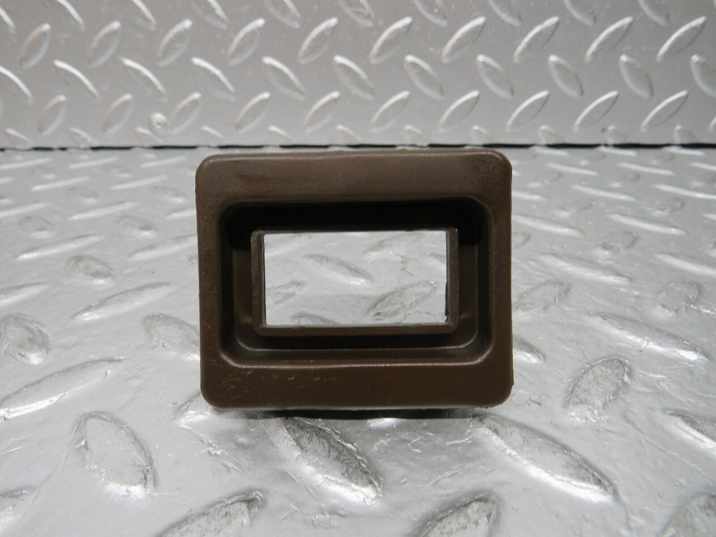 29984 Porsche 924 Electric Window Switch Surround Brown 477867185