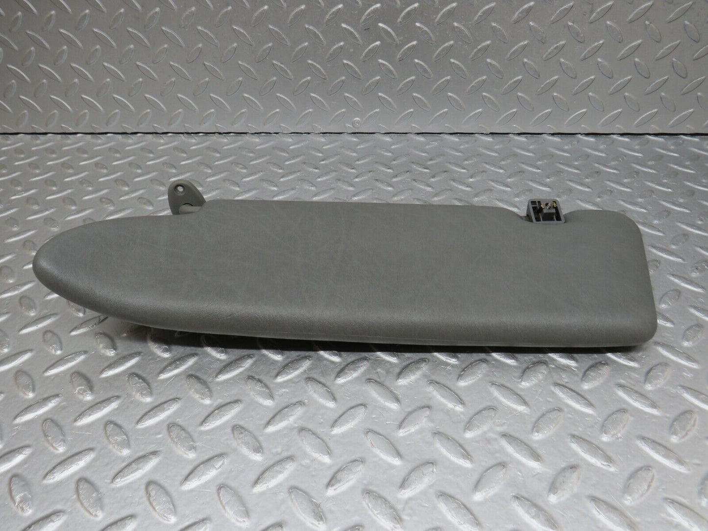 35969 Mercedes-Benz W126 420SE Sun Visor Right Side Grey