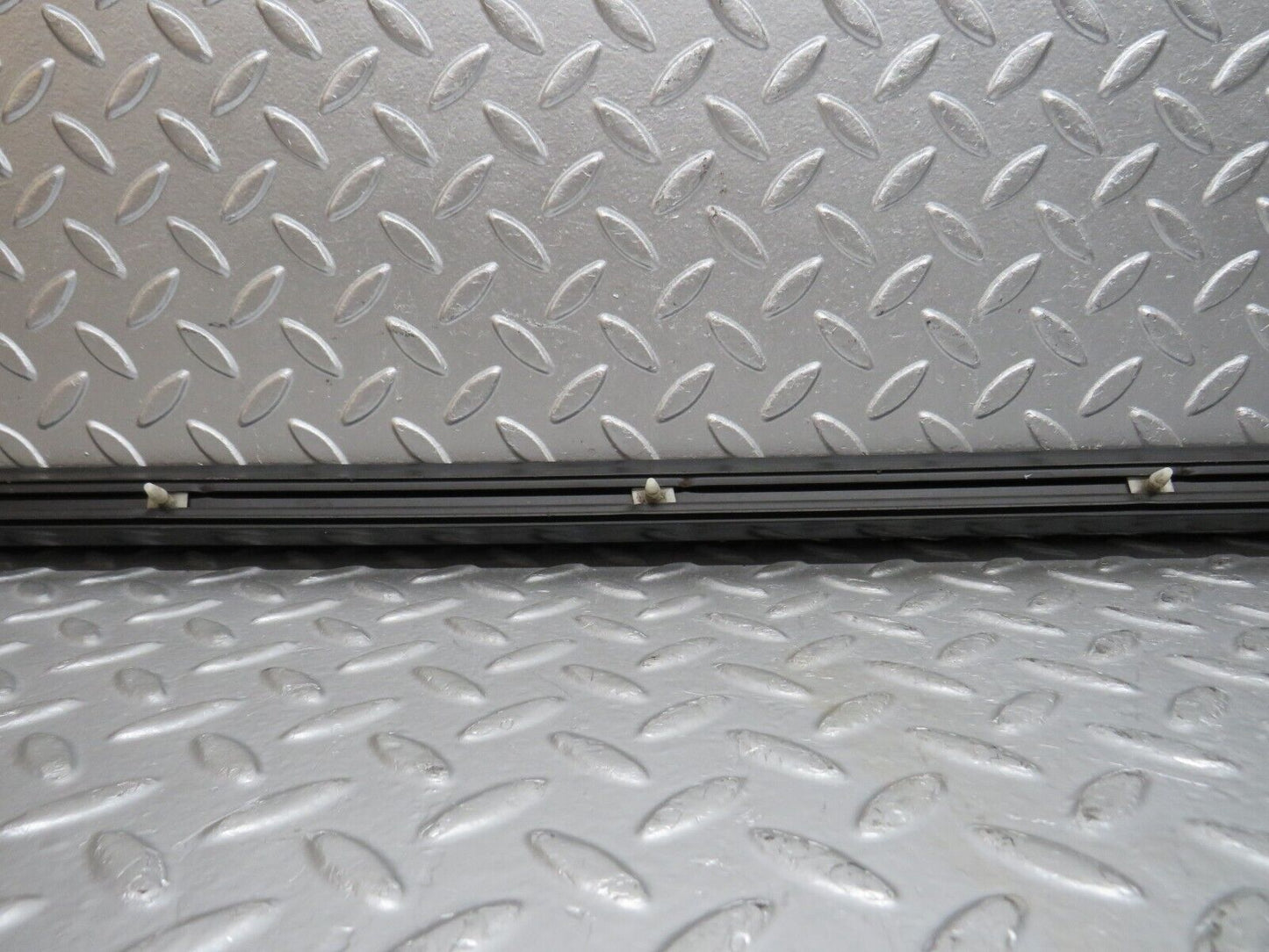 33499 Mercedes-Benz W202 C180 Skirt Sill Moulding Trim Right Side 2026800274