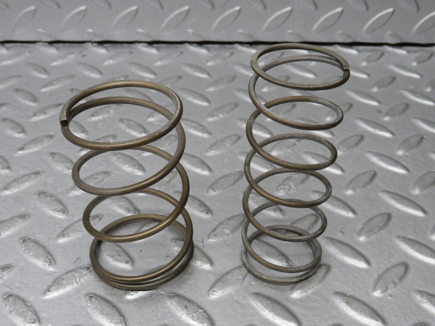 36391 Mercedes-Benz W126 420SE Automatic Piston Spring 722.355