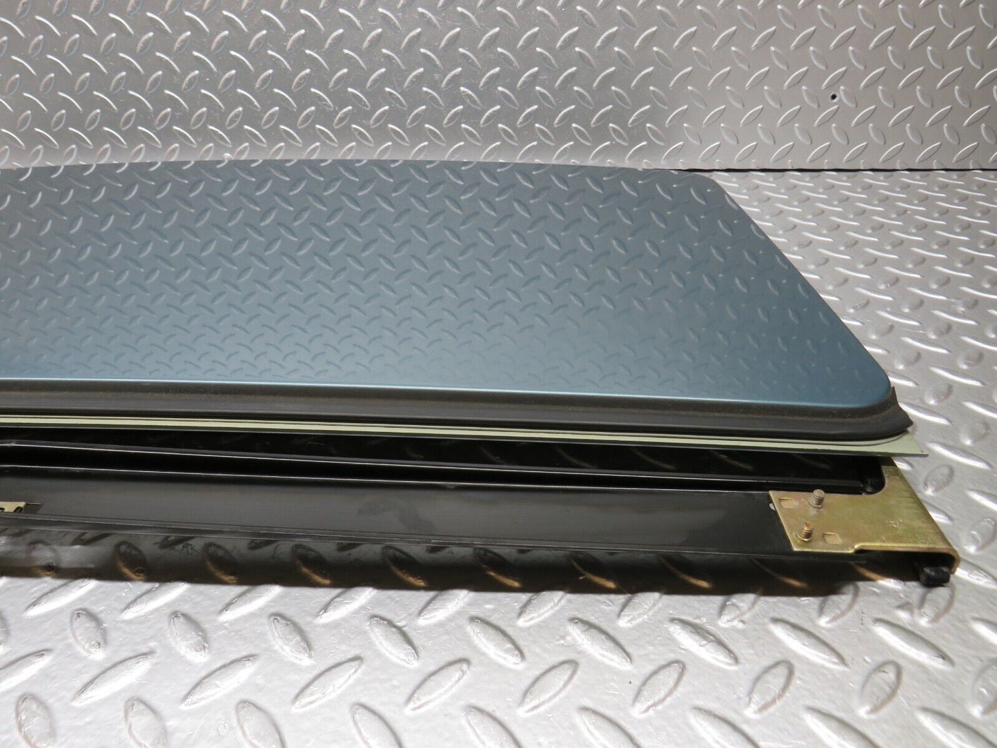 30797 Mercedes-Benz W201 190E Sunroof Panel
