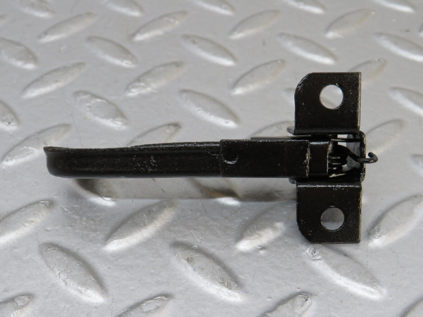 35938 Mercedes-Benz W108 Bonnet Safety Latch
