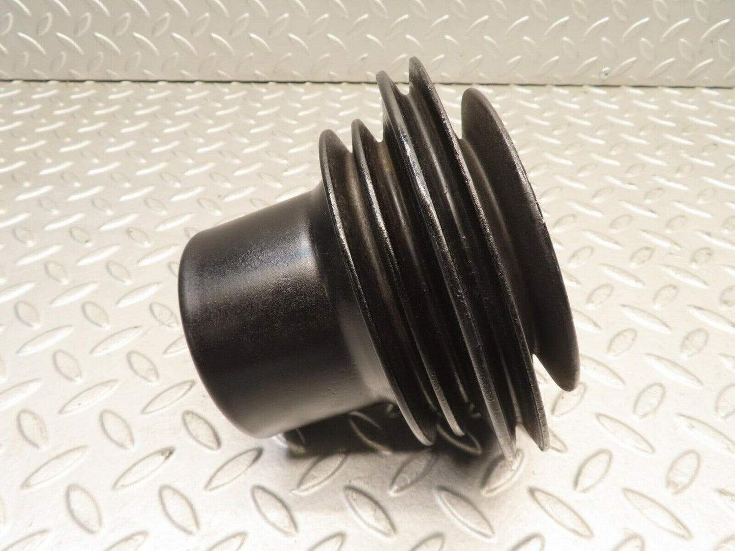 11782 Mercedes-Benz R107 450SL Crankshaft Pulley