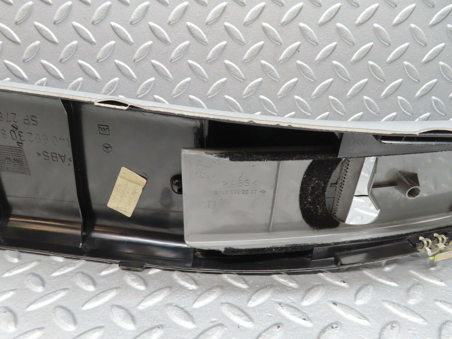 14900 Mercedes-Benz W140 S320 B Pillar Cover Right Side 1406923089