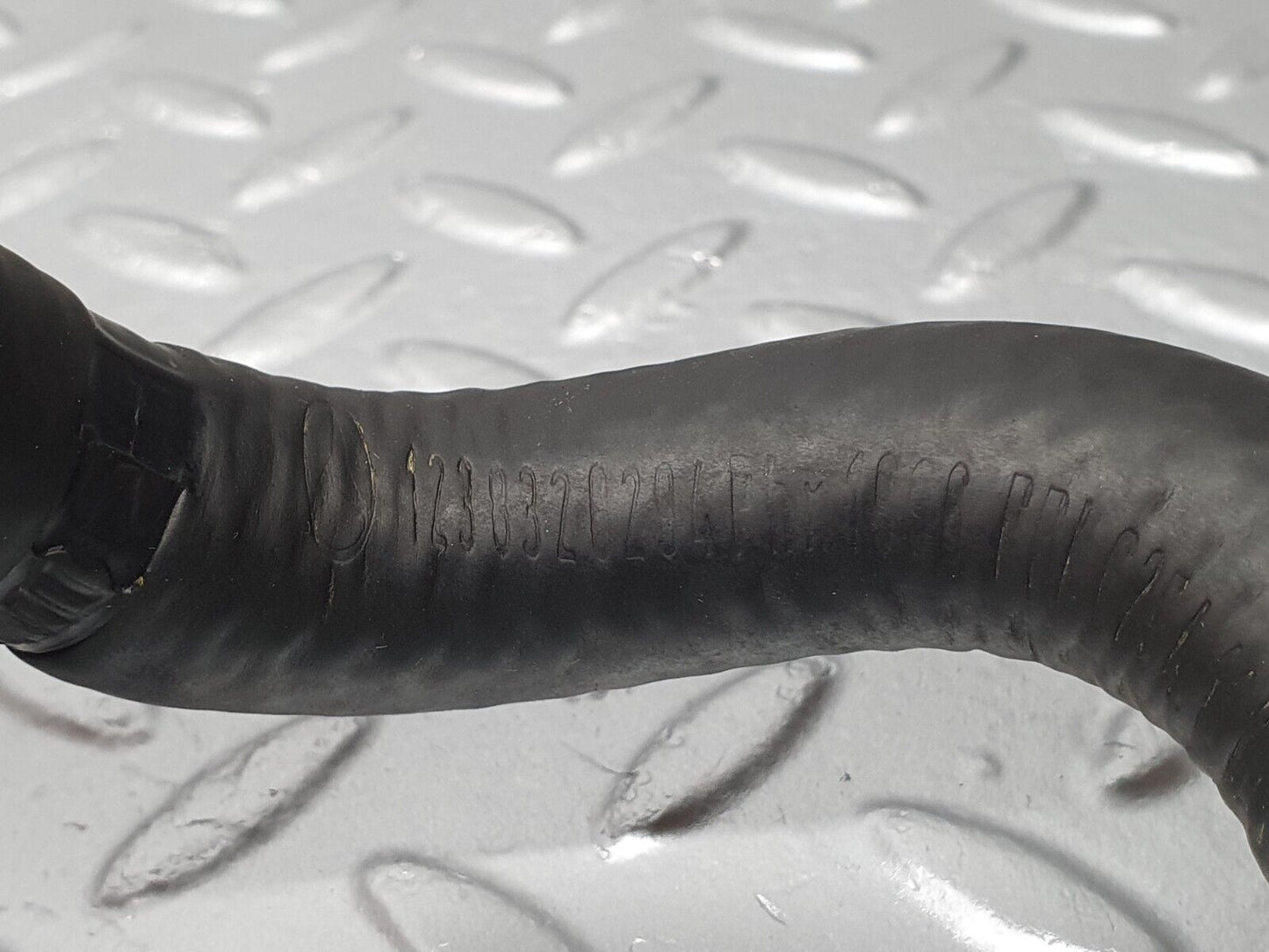 40755 Mercedes-Benz W123 300D Heater Radiator Hose Pipe 1238320194 1238320294