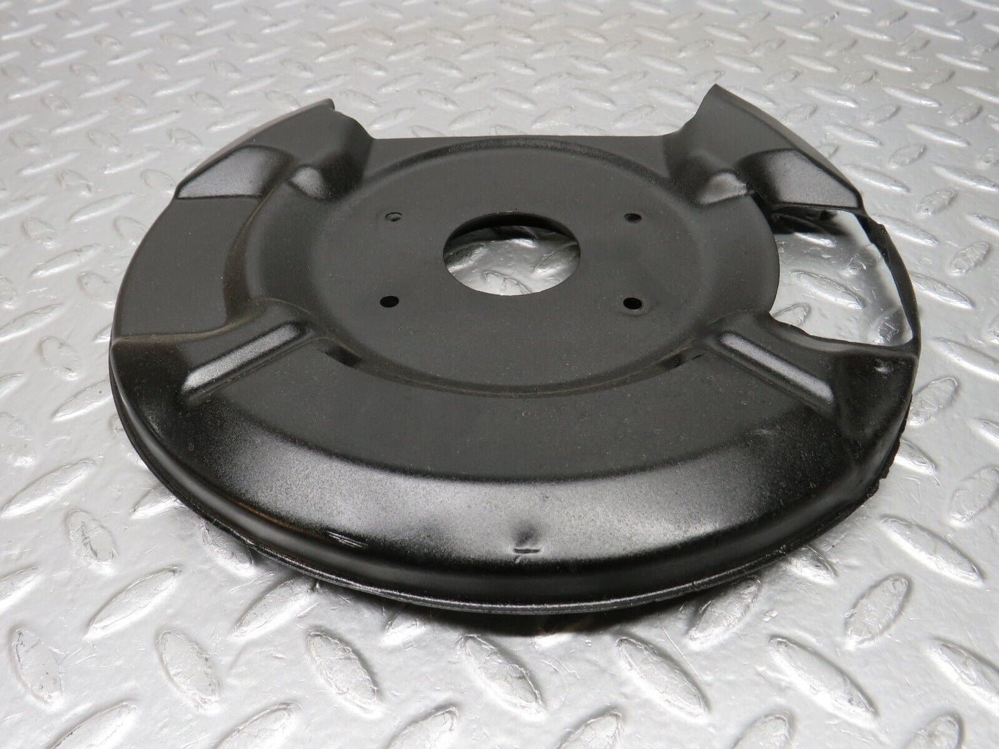 33015 Mercedes-Benz C107 R107 350 V8 Front Left Brake Disc Protection Plate