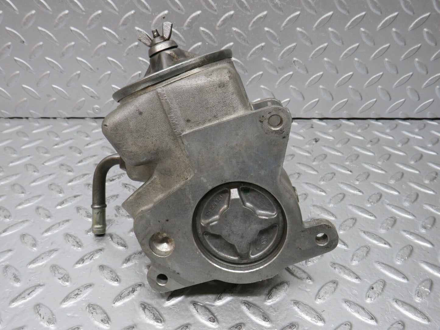 32886 Mercedes-Benz W123 300D Power Steering Pump 1164602480 7672900424