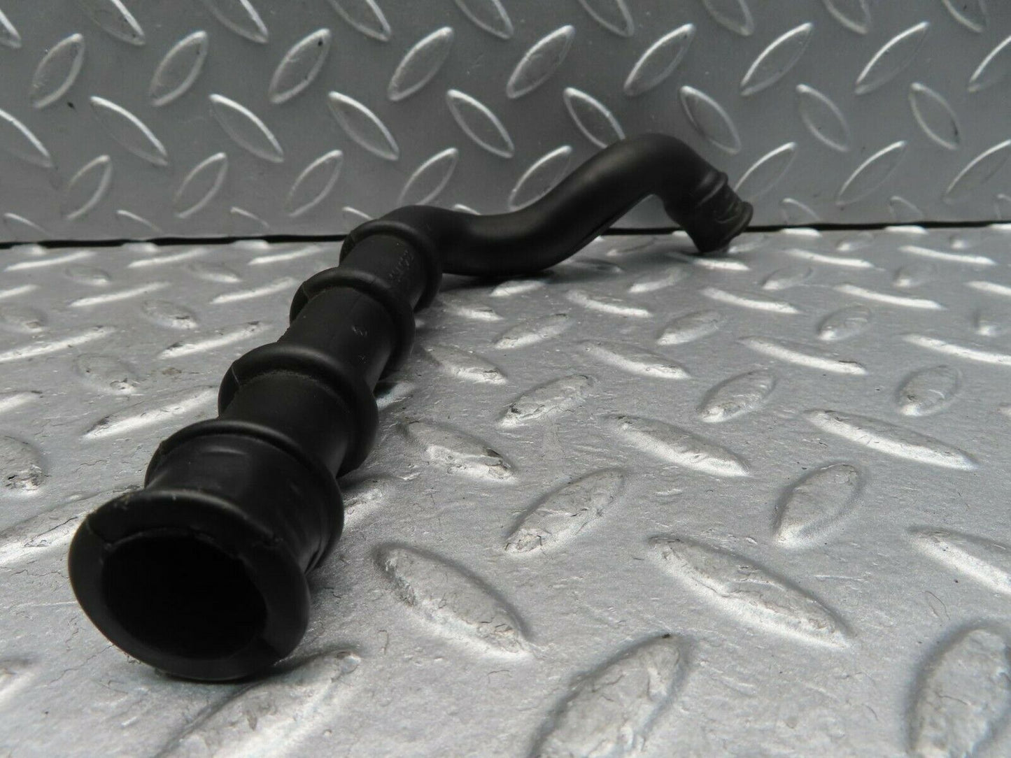 11569 Mercedes-Benz C123 230CE Coupe Air Intake Pipe 1020940282