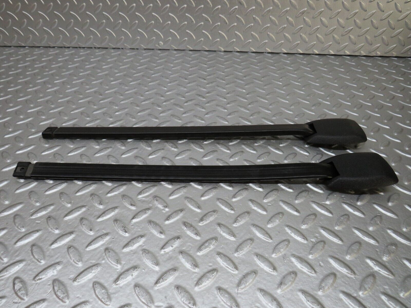 26685 Mercedes-Benz C124 220CE Seat Belt Runner With Cover Pair 1249193520