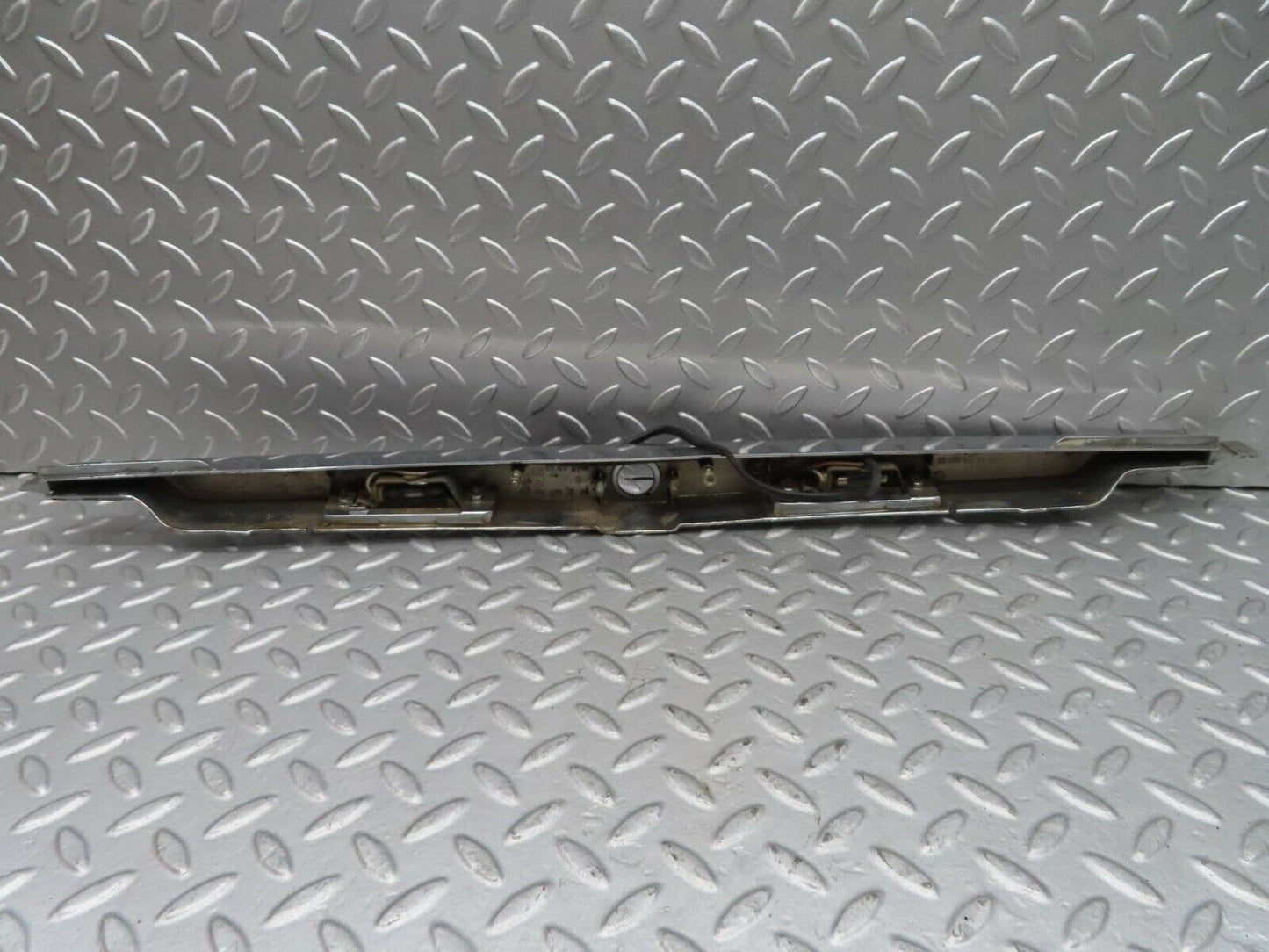 14330 Mercedes-Benz W116 350SE number Plate Light Holder Chrome Moulding Trim