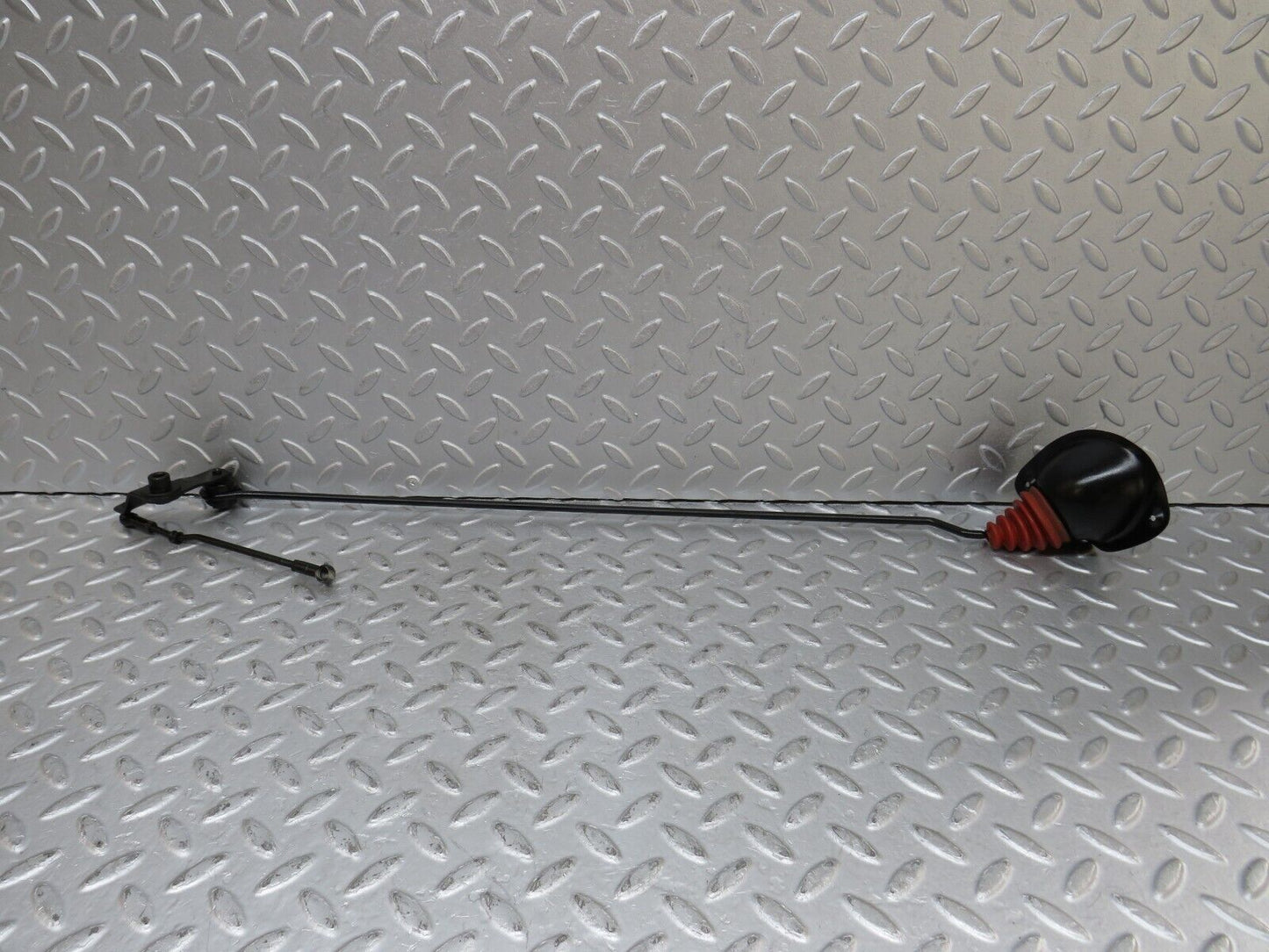 36371 Mercedes-Benz W126 420SE Throttle Linkage