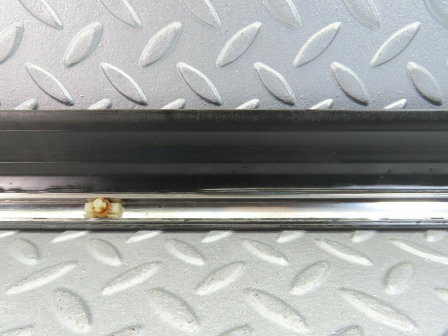 10124 Mercedes-Benz C123 230CE Coupe Left Door Lower Trim