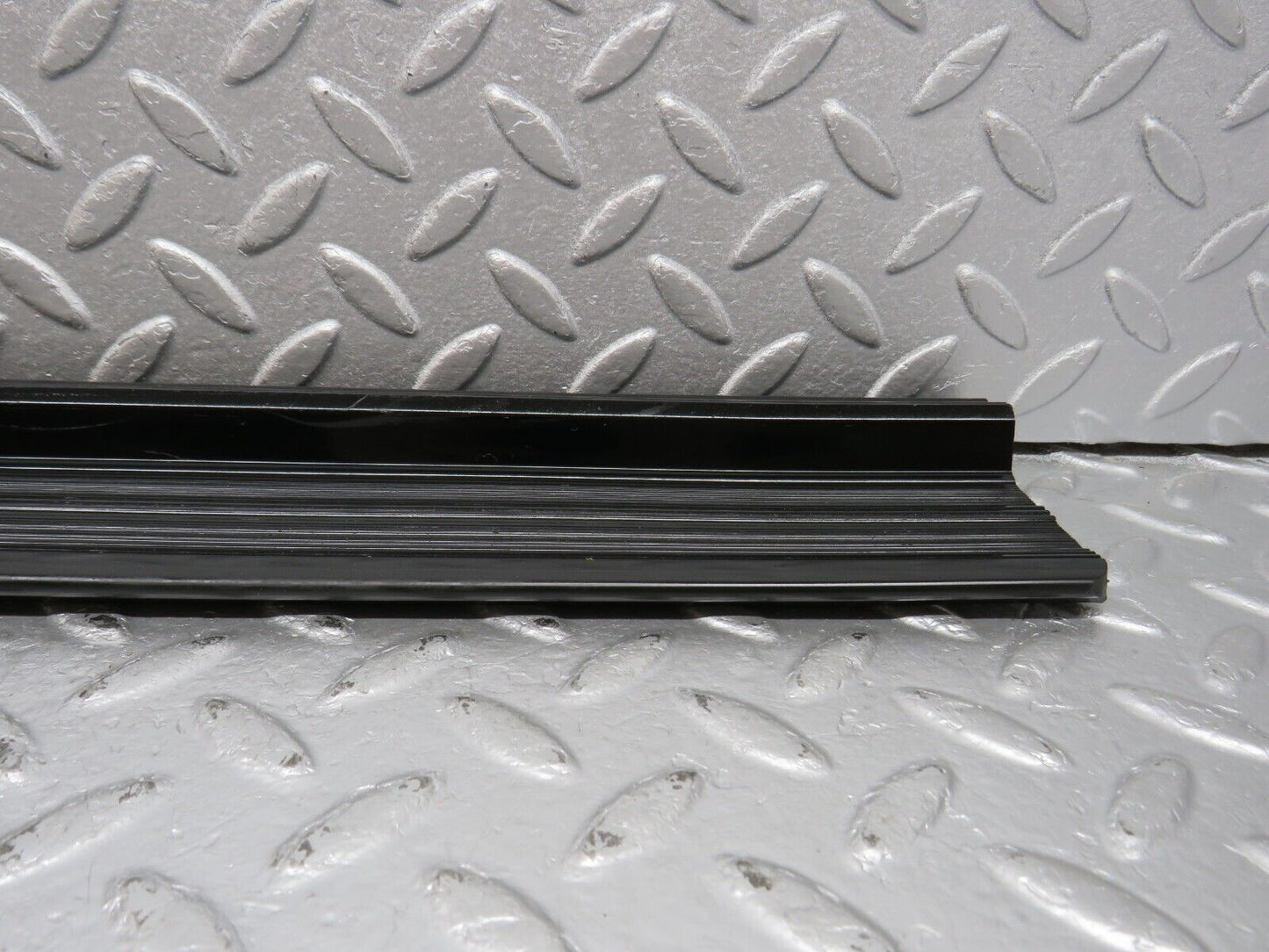 40634 Mercedes-Benz W123 300D Rear Left Door Sill Trim Black