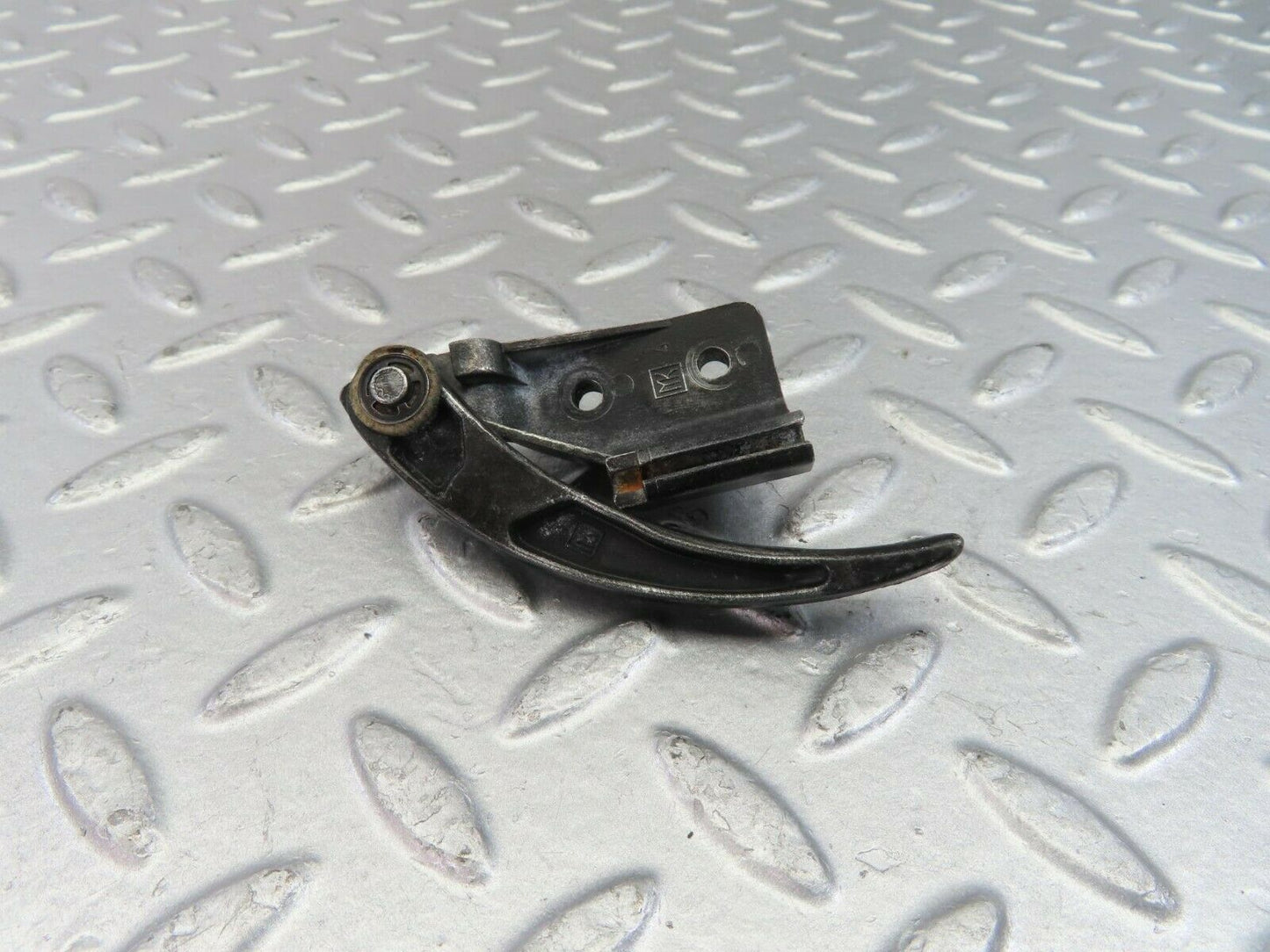 10757 Mercedes-Benz W123 230E Hood Opener Bonnet Opener Release