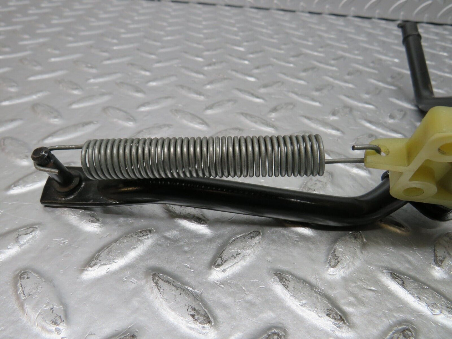 31734 Mercedes-Benz W201 190LE 1.8L Accelerator Pedal Linkage 2013010218