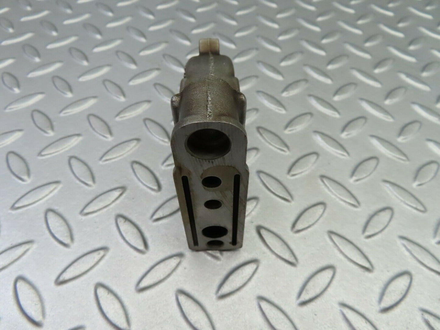 6277 Mercedes-Benz W126 380SE Camshaft Bearing Tower 1160515118
