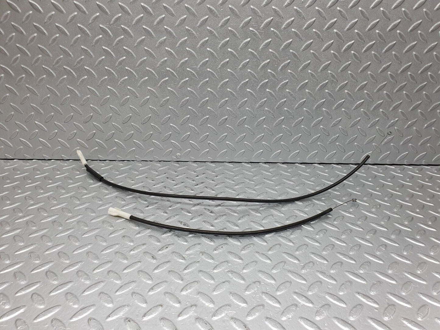 41111 Mercedes-Benz W126 300SE Heater Control Cable Pair 12683009310789 12683013313688