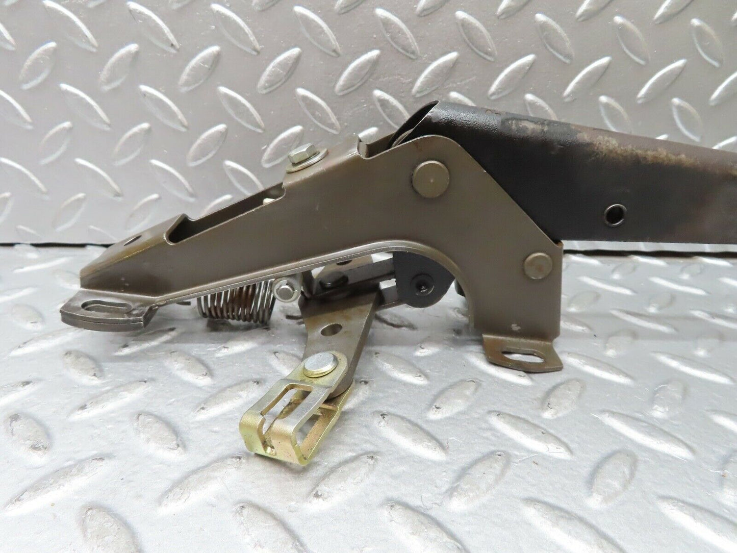 20582 Mercedes-Benz R107 450SL Coupe Handbrake Lever