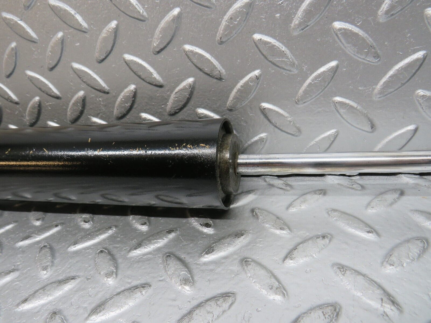 0822 Mercedes-Benz C107 350SLC Coupe Shock Absorber Rear