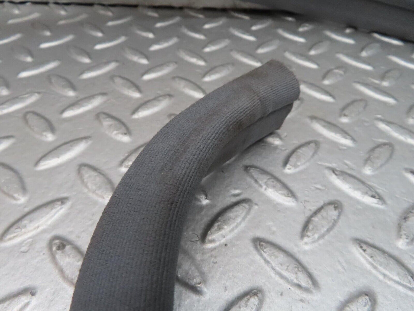 15021 Mercedes-Benz W140 S320 Front Left Door Seal