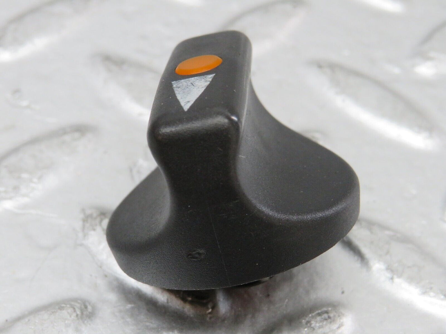 26926 Mercedes-Benz W123 240D Headlight Switch Knob