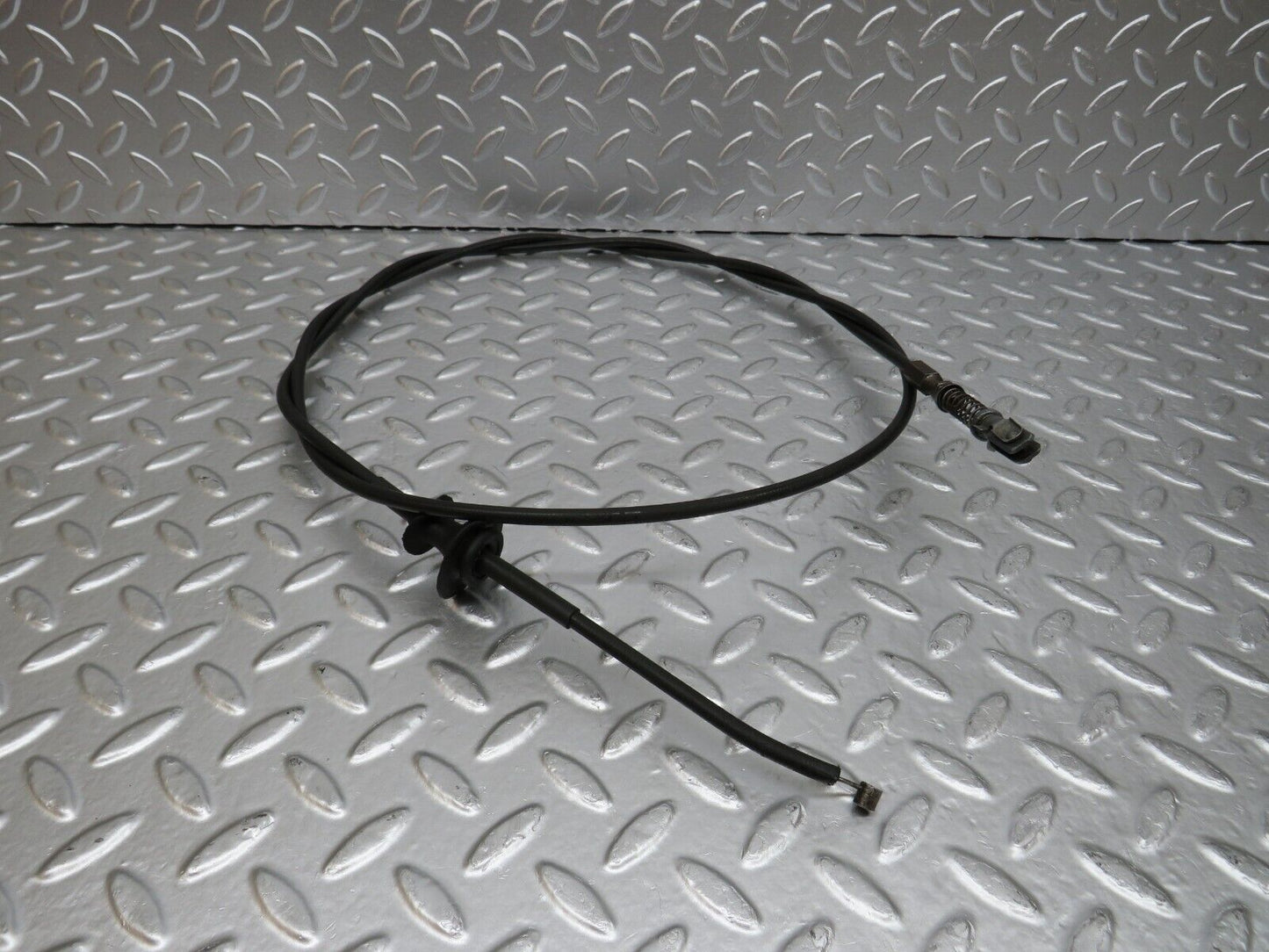 25446 Mercedes-Benz W123 200 Bonnet Release Cable