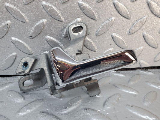 45561 Mercedes-Benz W126 420SE Left Door Interior Handle