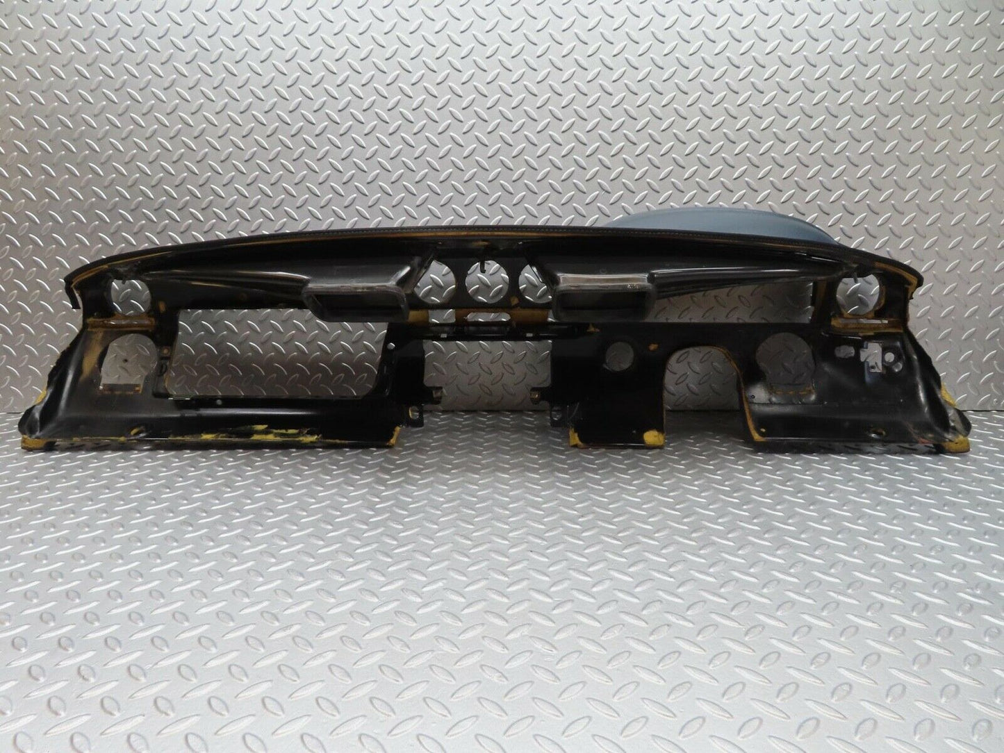 14097 Mercedes-Benz C107 280SLC Dashboard Blue LHD