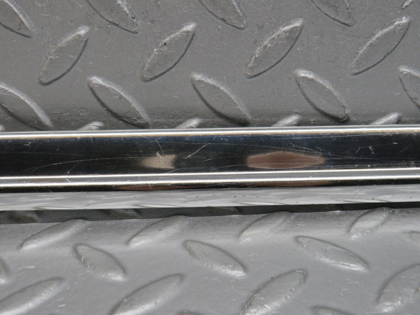 39108 Mercedes-Benz R107 500SL Left Door Chrome Trim