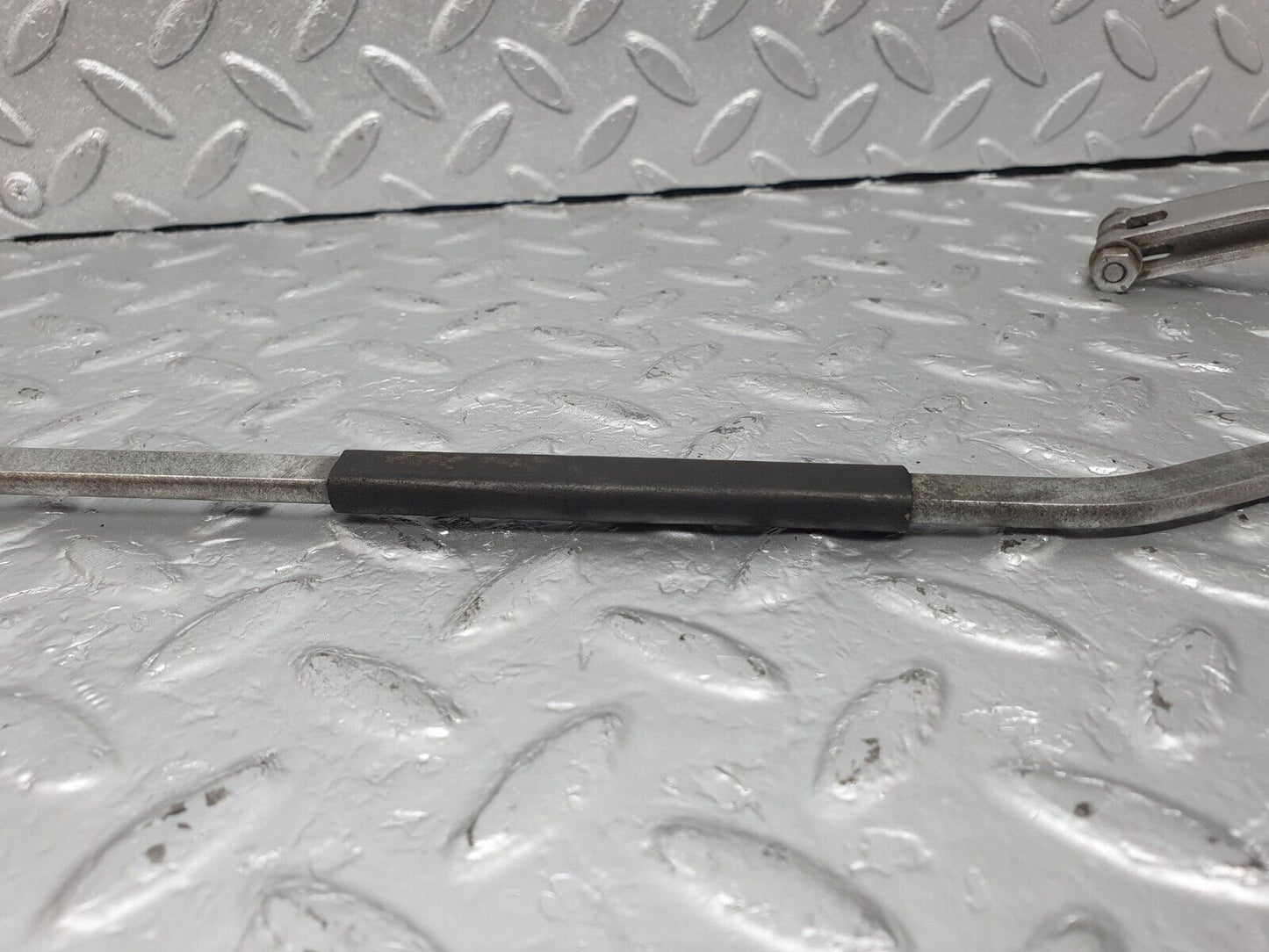 43446 Mercedes-Benz W108 280SE Automatic Gearbox Linkage Bracket
