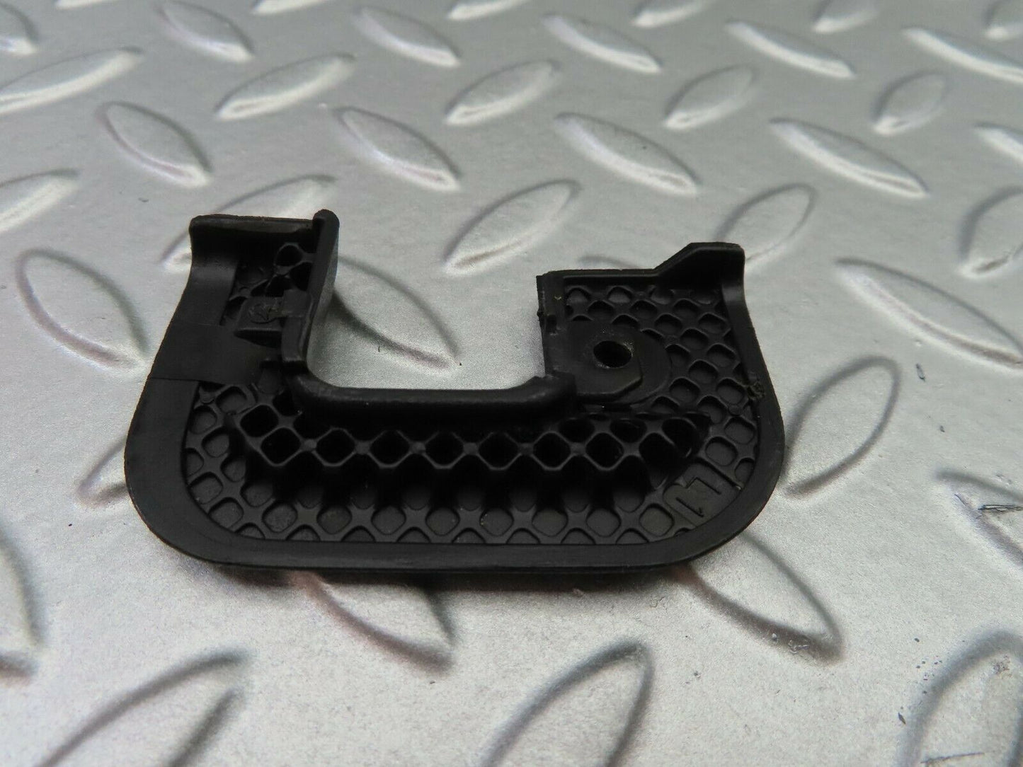 6435 Mercedes-Benz S124 E220 Wagon Left Interior Door Latch Trim