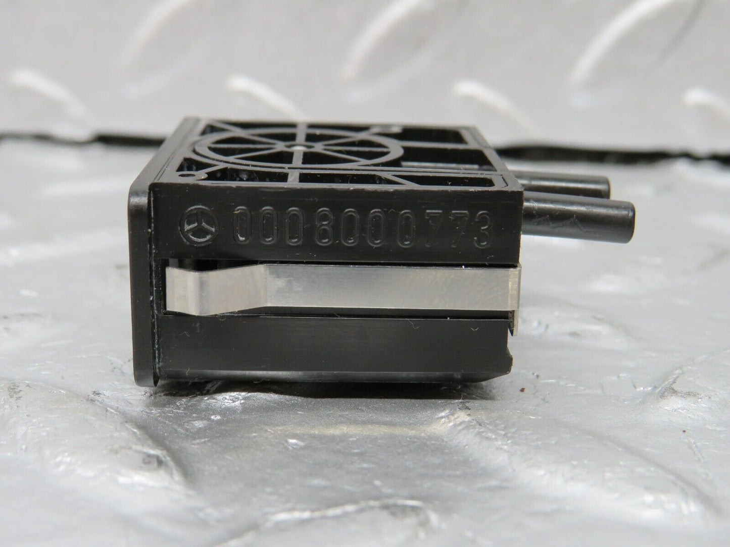 34354 Mercedes-Benz C126 380SEC Coupe Headlight Level Switch 0008000773