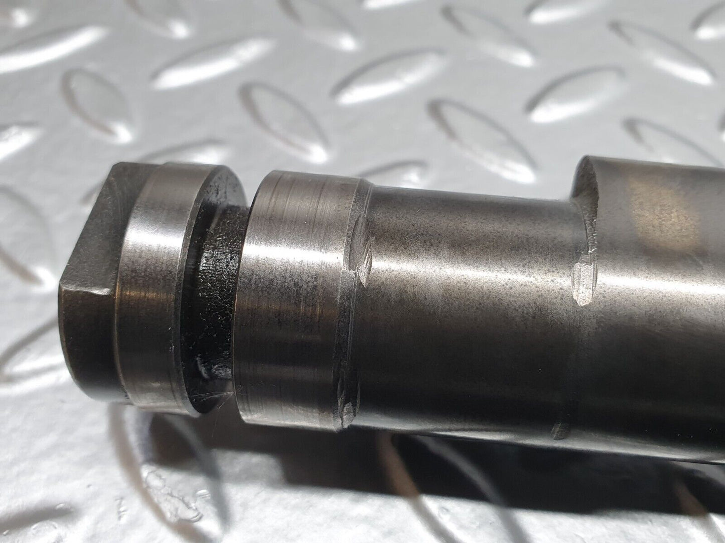 43079 Mercedes-Benz W123 230E Camshaft